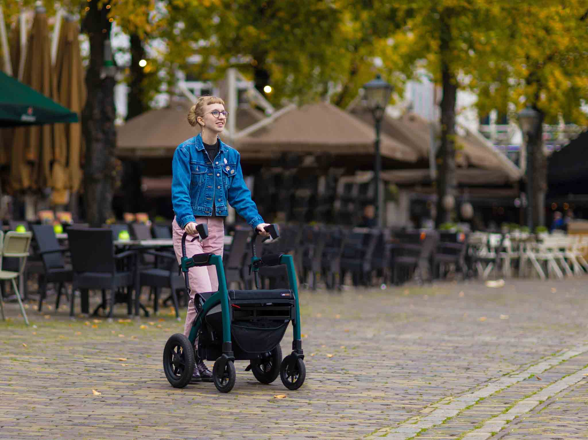 La crie ラクリエ Movable ムーバブル Rollz Performance | 2-in-1 Walker Wheelchair | Locomo New